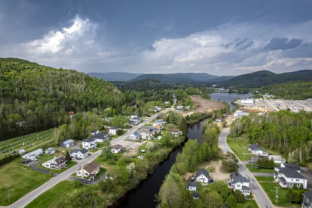 Rivière-à-Pierre skyline
